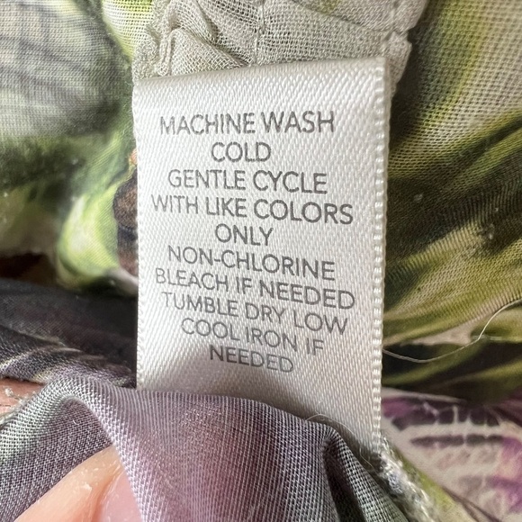 CJ Banks purple floral lightweight gauze blouse top 1X - Picture 13 of 13